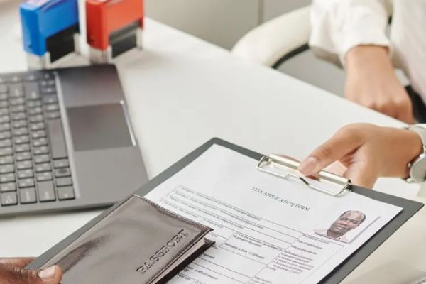 What Are the Schengen Visa Photo Requirements?